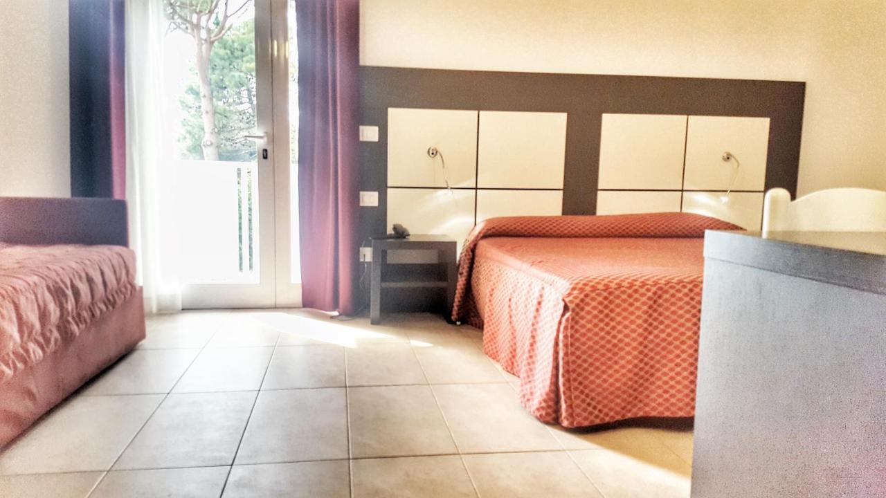 Hotel Alla Terrazza Бібіоне Екстер'єр фото